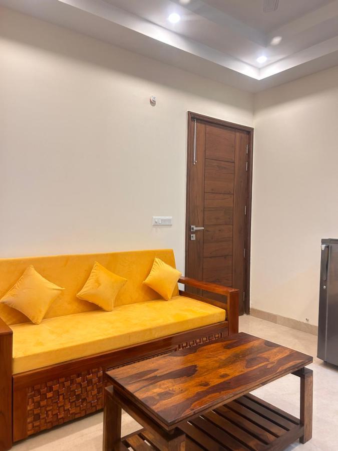 Lime Tree Service Apartment - Medanta Medicity, Γκουργκάον Εξωτερικό φωτογραφία