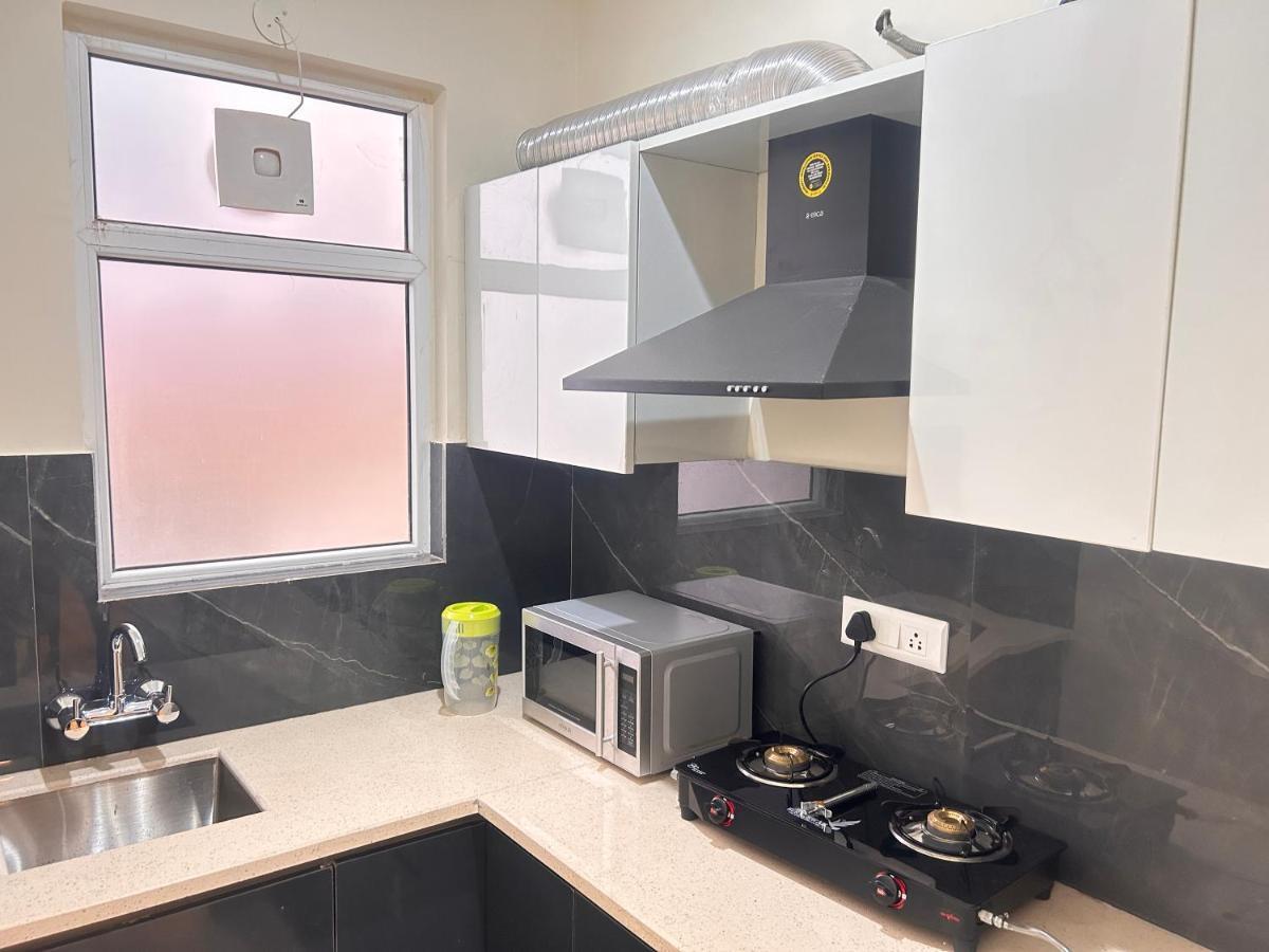 Lime Tree Service Apartment - Medanta Medicity, Γκουργκάον Εξωτερικό φωτογραφία