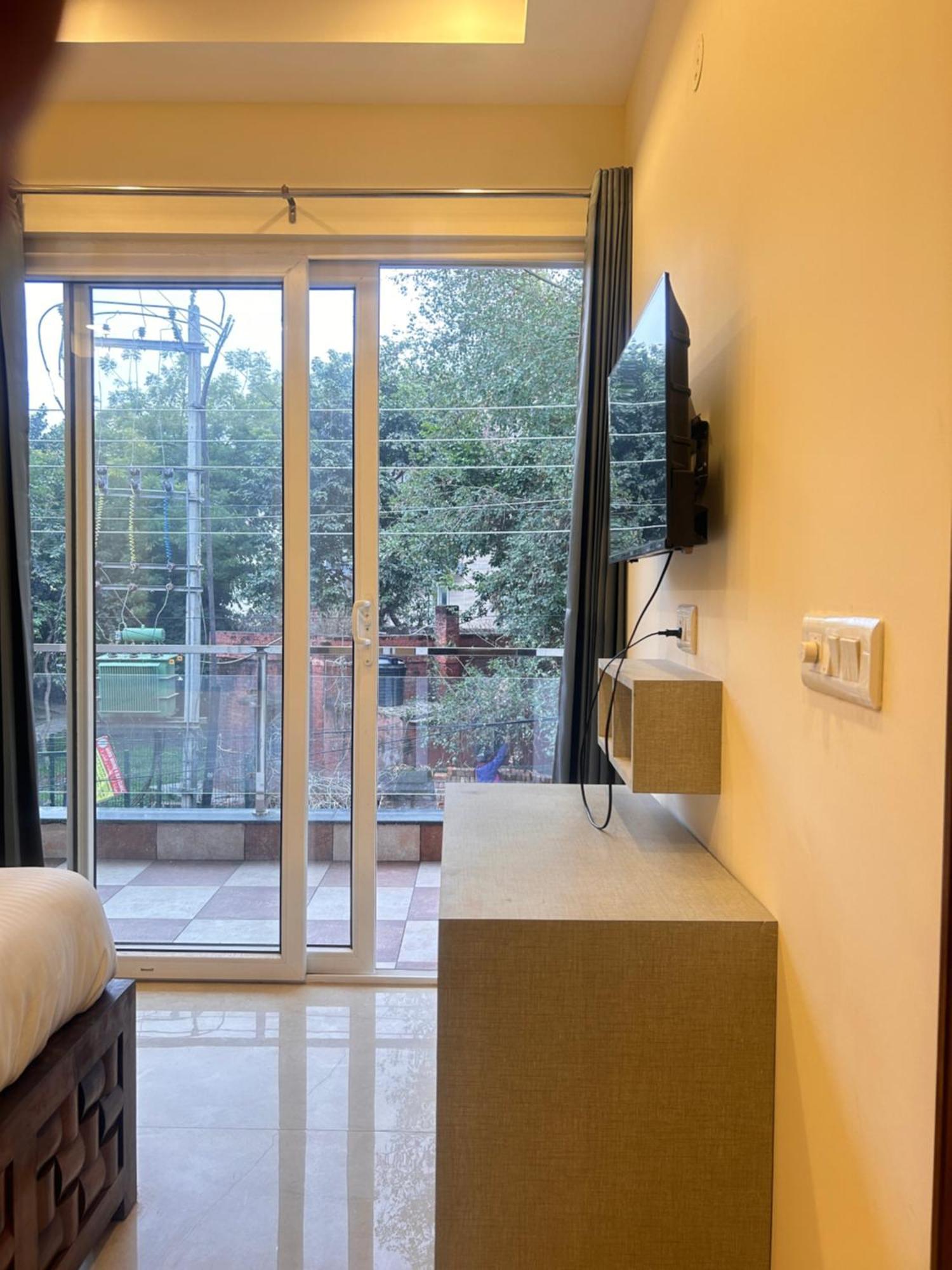 Lime Tree Service Apartment - Medanta Medicity, Γκουργκάον Εξωτερικό φωτογραφία
